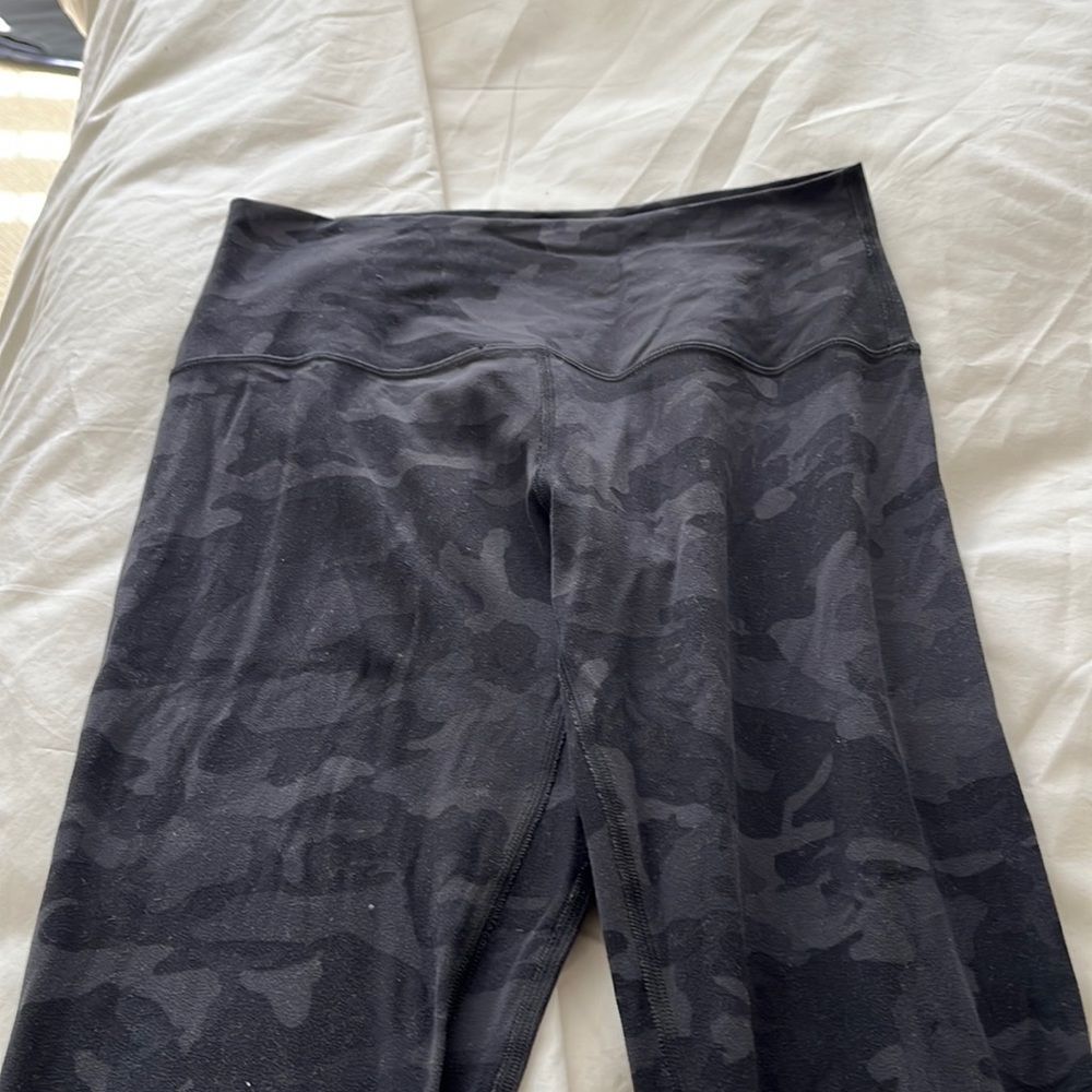 Lululemon Align pants 28” size 6 camo